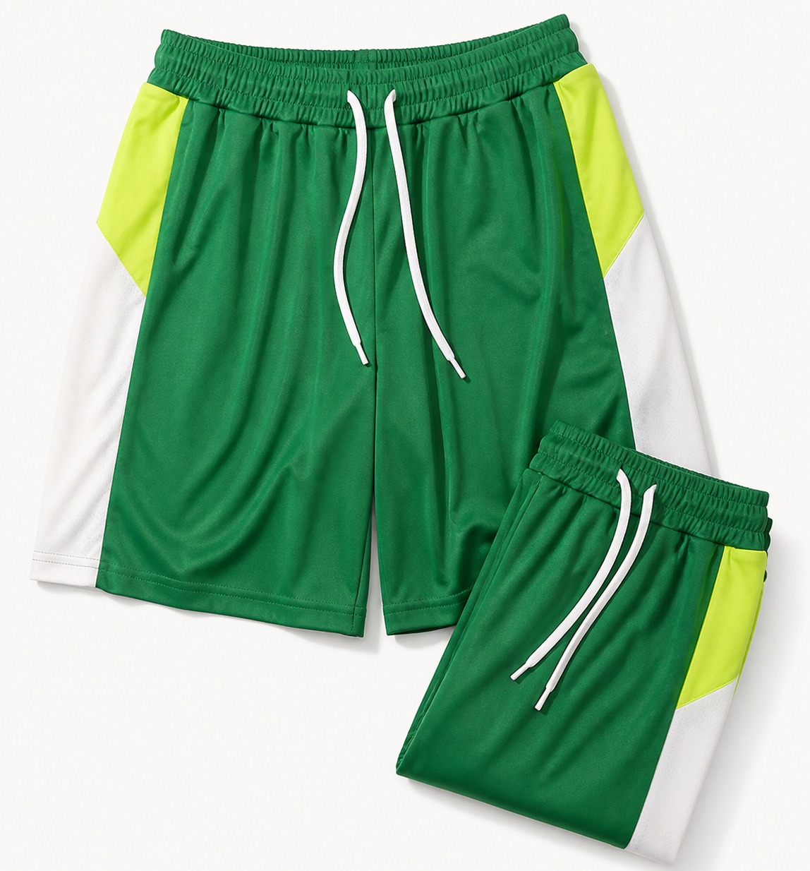 Training shorts with drawstring waistband